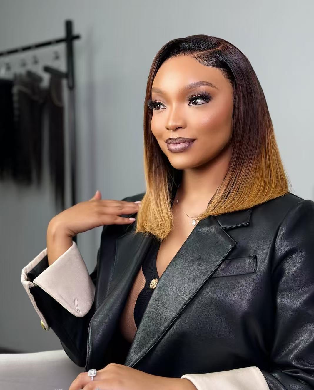 Ombre Blonde Lace Frontal Bob Wig 12 Inch