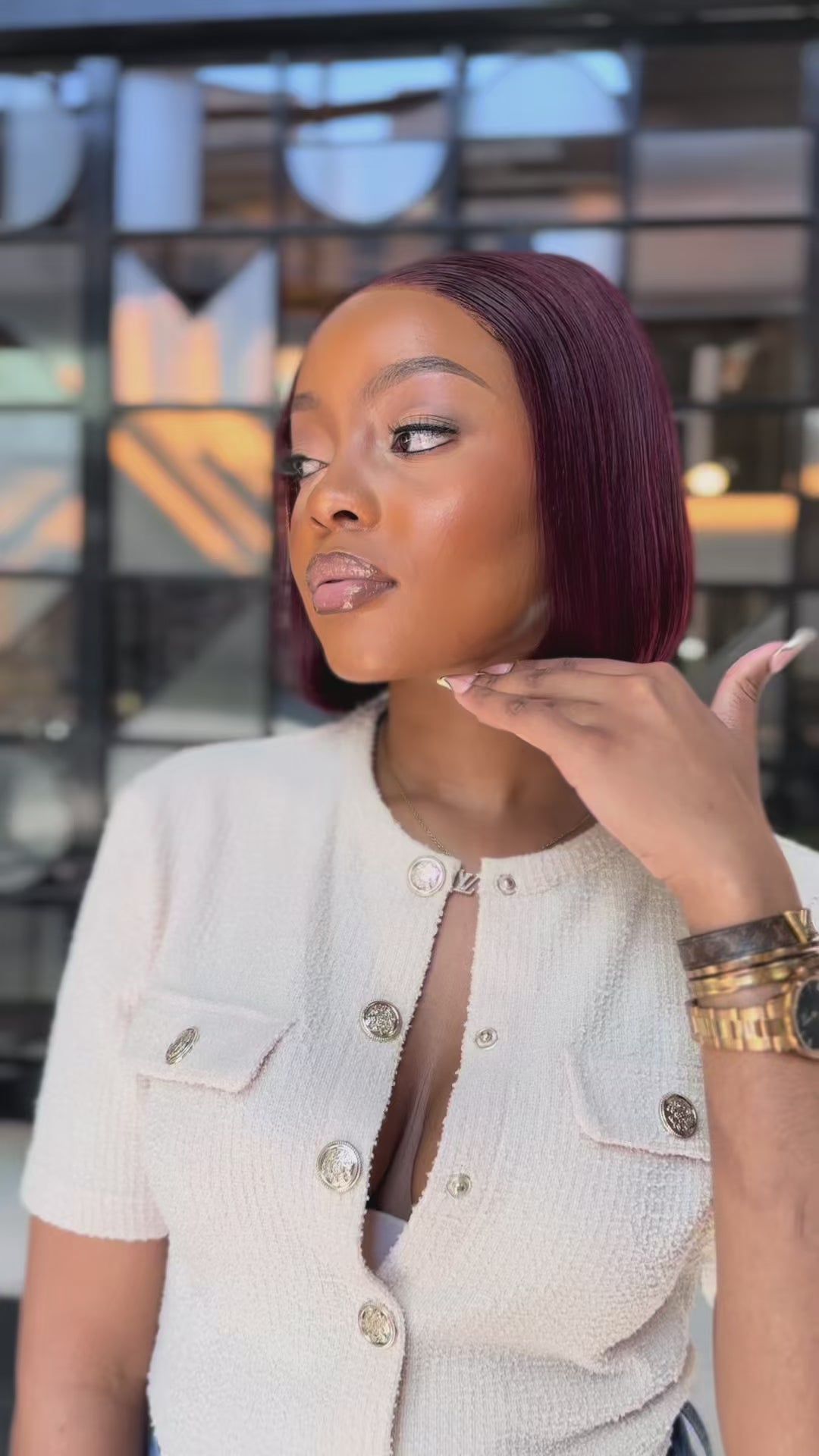 Load video: 8 Inch Burgundy Glueless Bob Wig